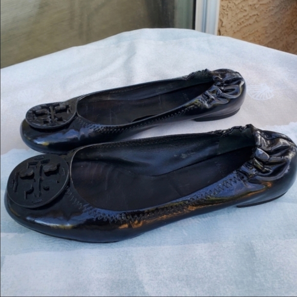 Tory Burch Reva Ballet Flats Black Classic Patent Leather Shoes Size 6.5 - Picture 7 of 10